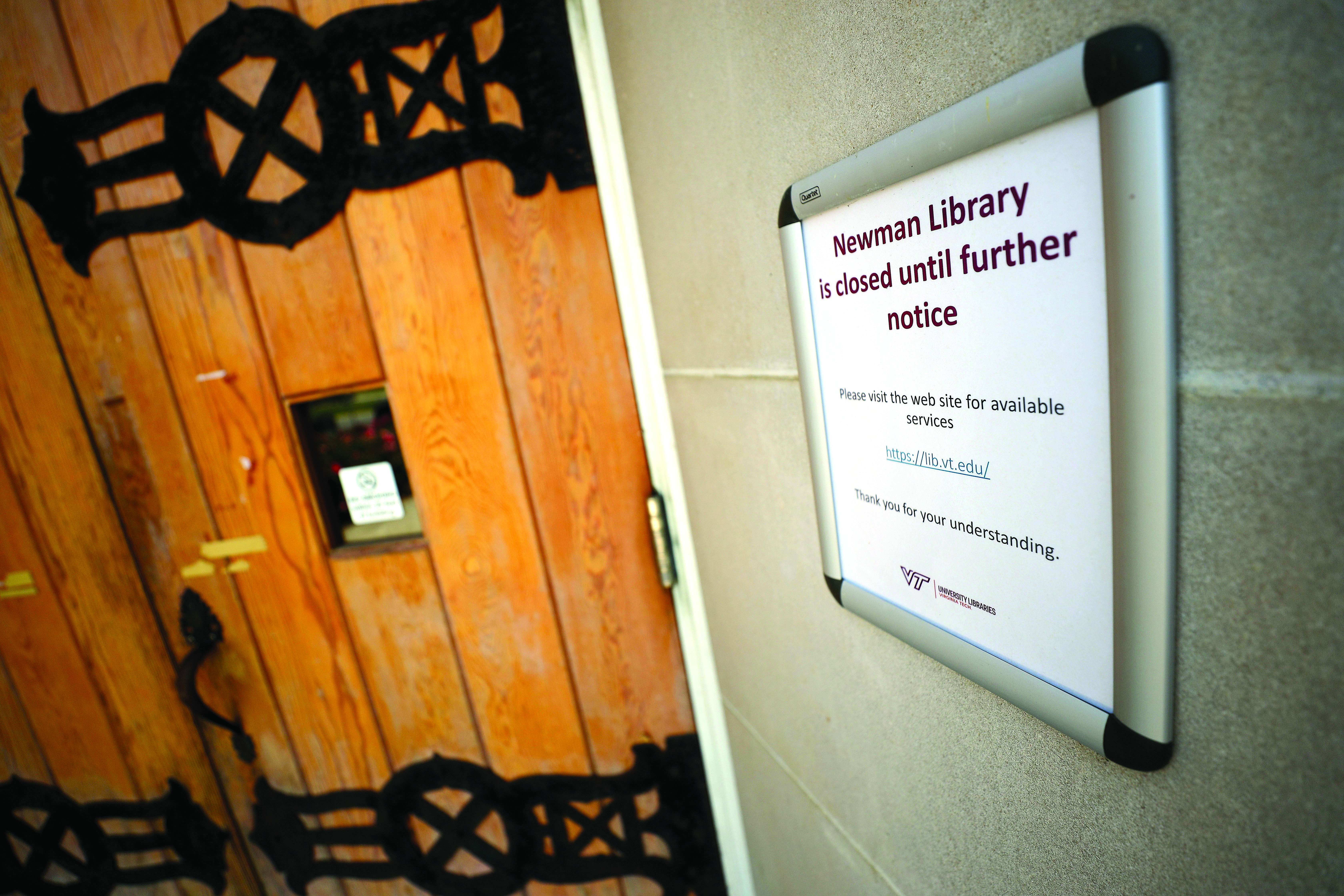 Library closed sign